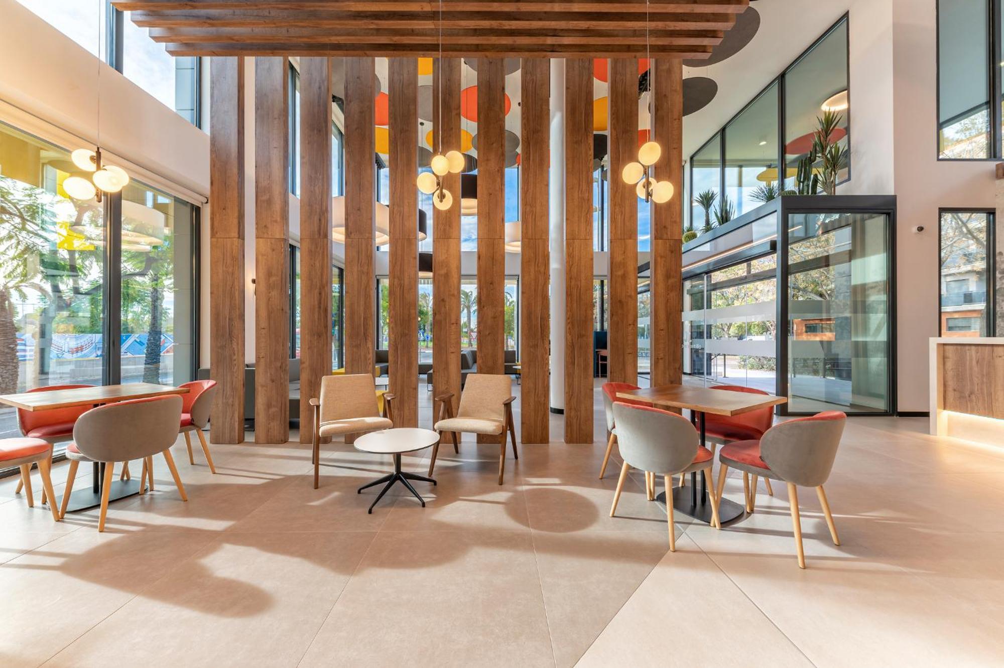 Universa Hoteles San Vicente Raspeig Exterior photo